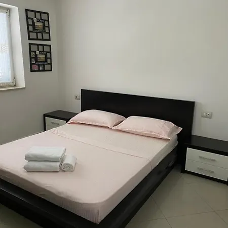 2nd Floor Apartment *